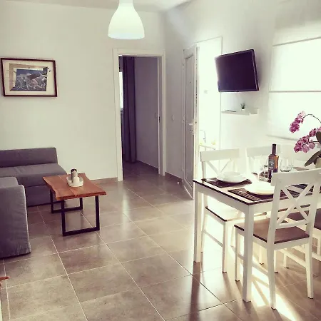 Apartamento Yuco Holidays *