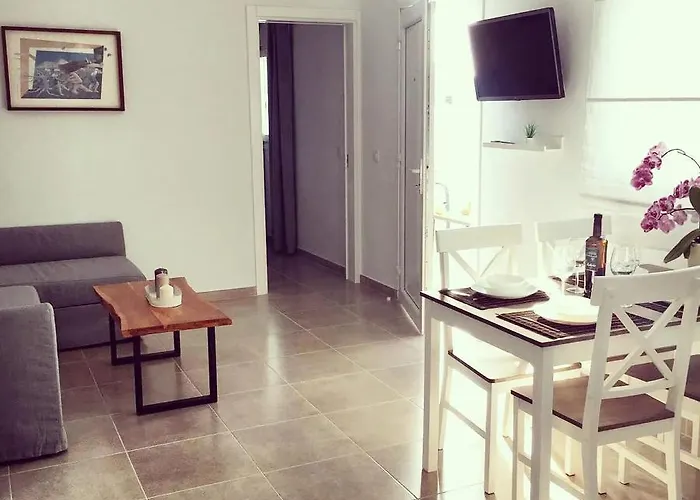 Apartamento Yuco Holidays *